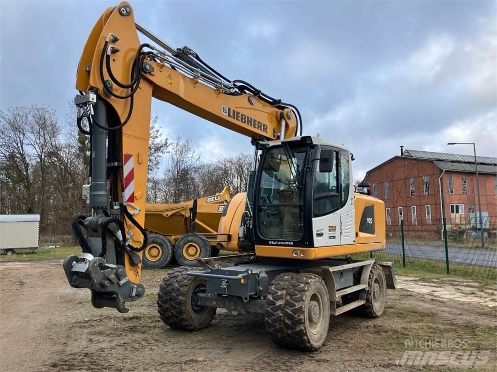 Liebherr A920 Ratiniai ekskavatoriai
