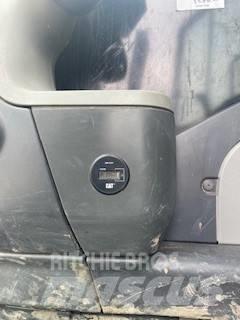 Morooka MST 2200 V Vikšrinė savivartė technika