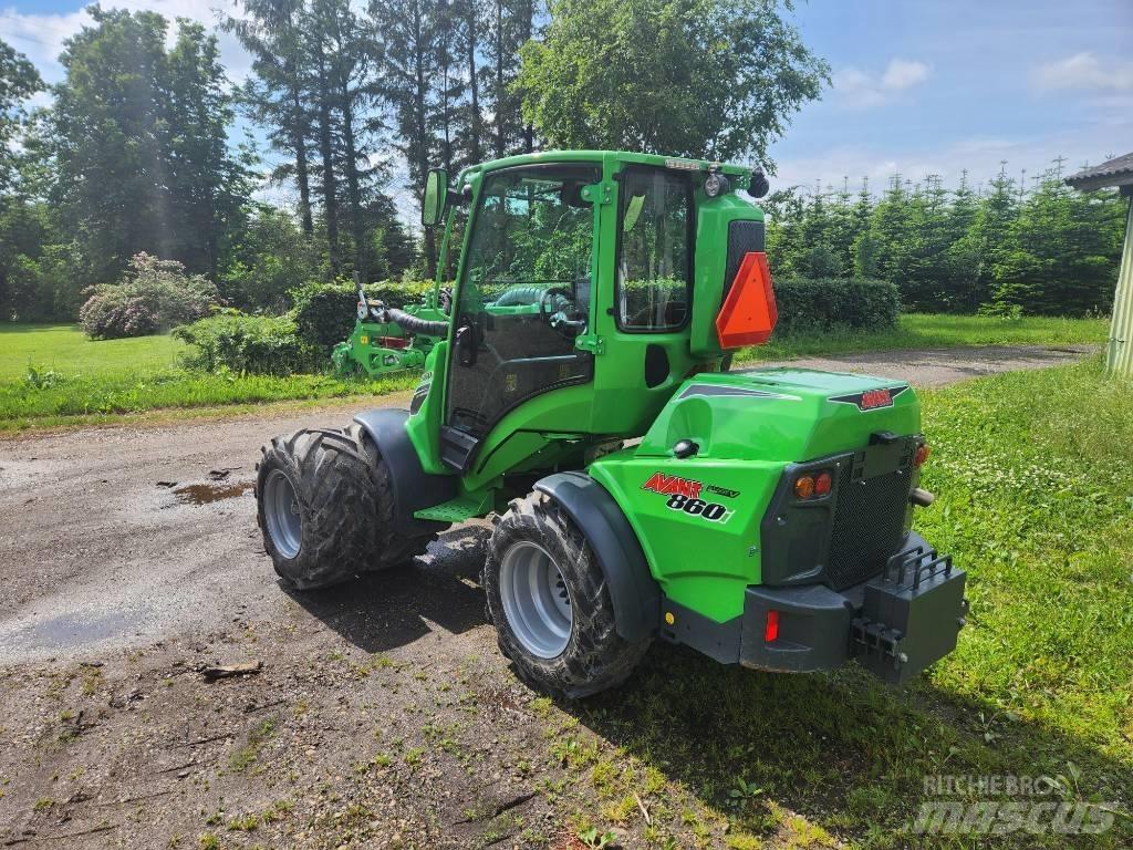 Avant 860 i Naudoti ratiniai krautuvai