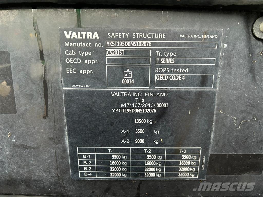 Valtra T195 Traktoriai