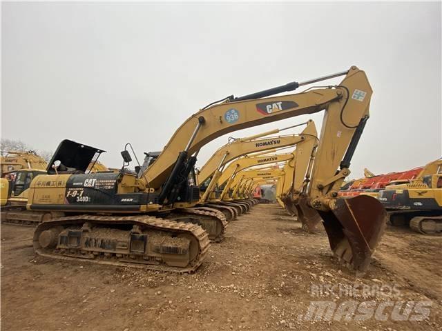 CAT 340D2 Vikšriniai ekskavatoriai