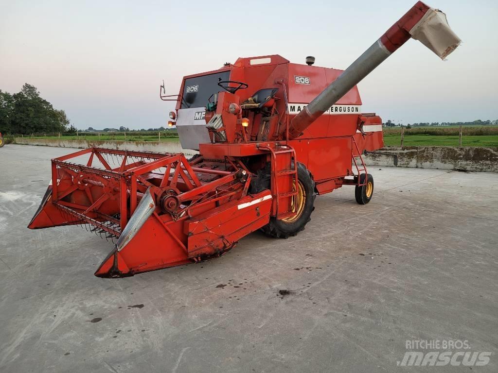 Massey Ferguson 206 Derliaus nuėmimo kombainai