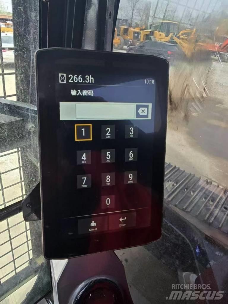 CAT 320 Vikšriniai ekskavatoriai