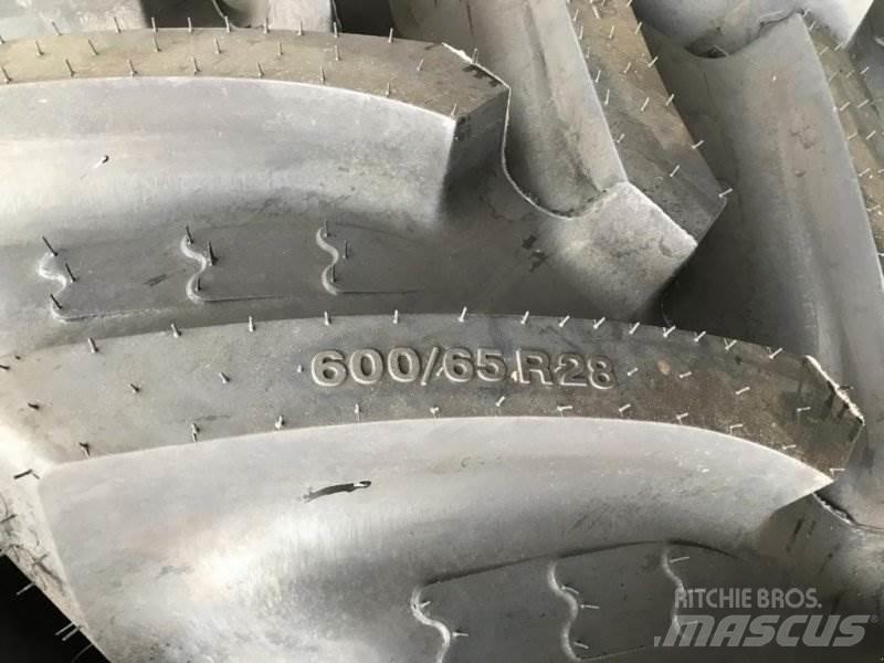 BKT 600/65R28 Padangos, ratai ir ratlankiai