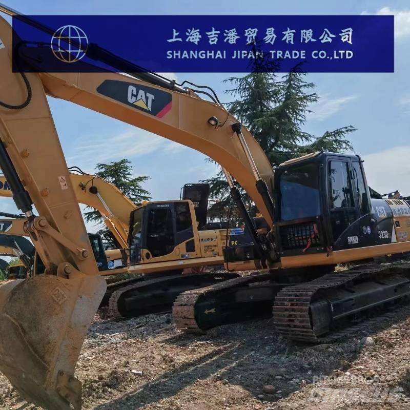 CAT 323 D Vikšriniai ekskavatoriai