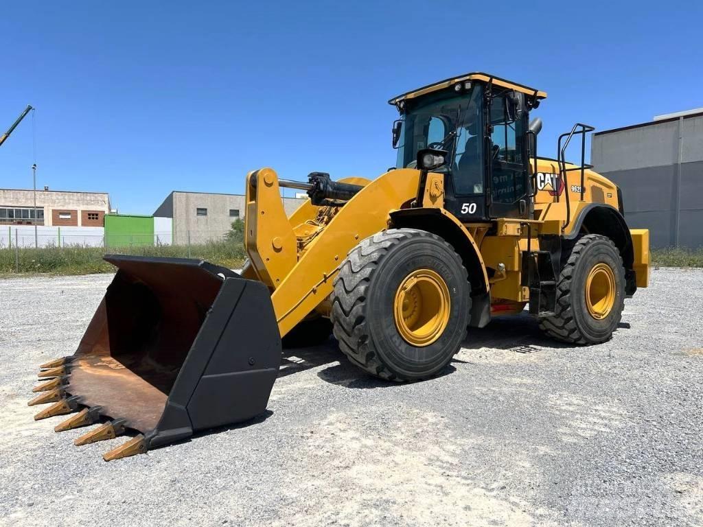 CAT 962 M Naudoti ratiniai krautuvai