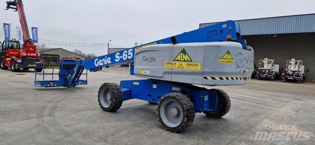 Genie S 65 Teleskopiniai keltuvai