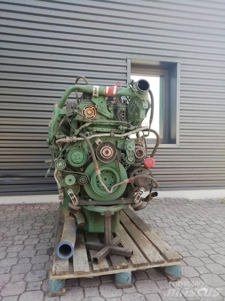 Volvo D11C Varikliai