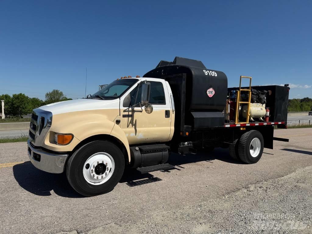 Ford F 750 XLT Visuotinės / bendrosios paskirties automobiliai