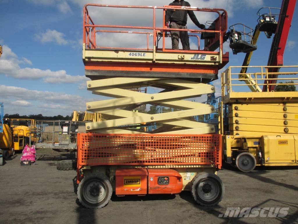 JLG 4069 LE Žirkliniai keltuvai