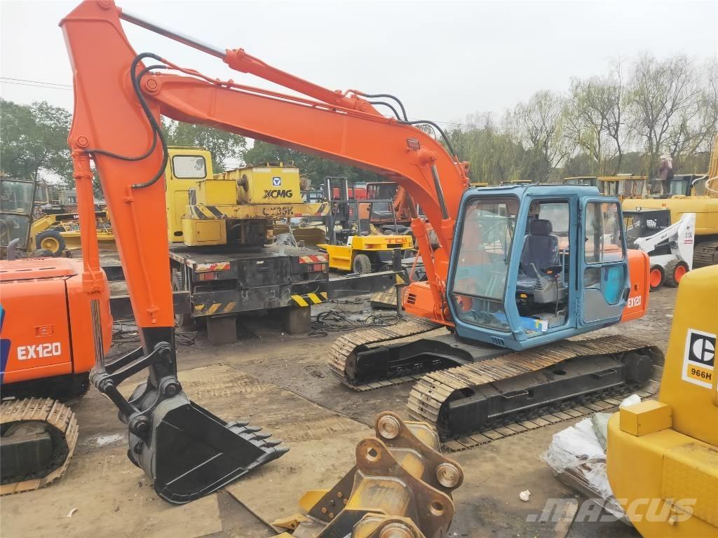 Hitachi EX120 Vidutinės galios ekskavatoriai 7-12 t