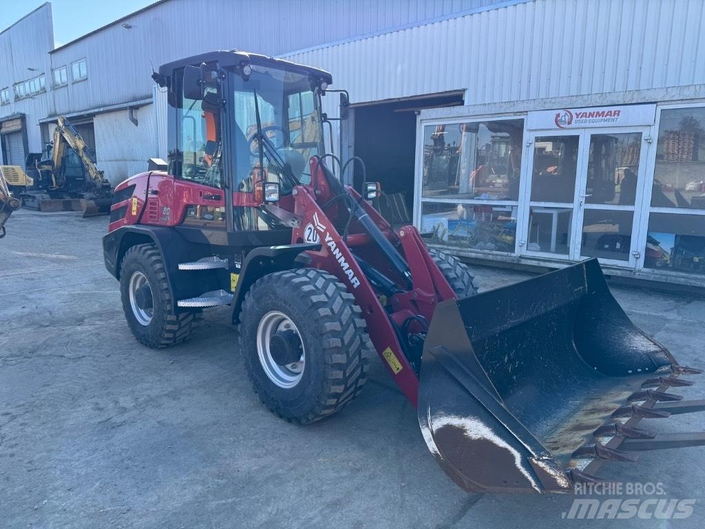 Yanmar V80 (02162) Naudoti ratiniai krautuvai