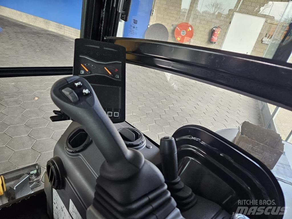 CAT 301.8 Mini ekskavatoriai < 7 t