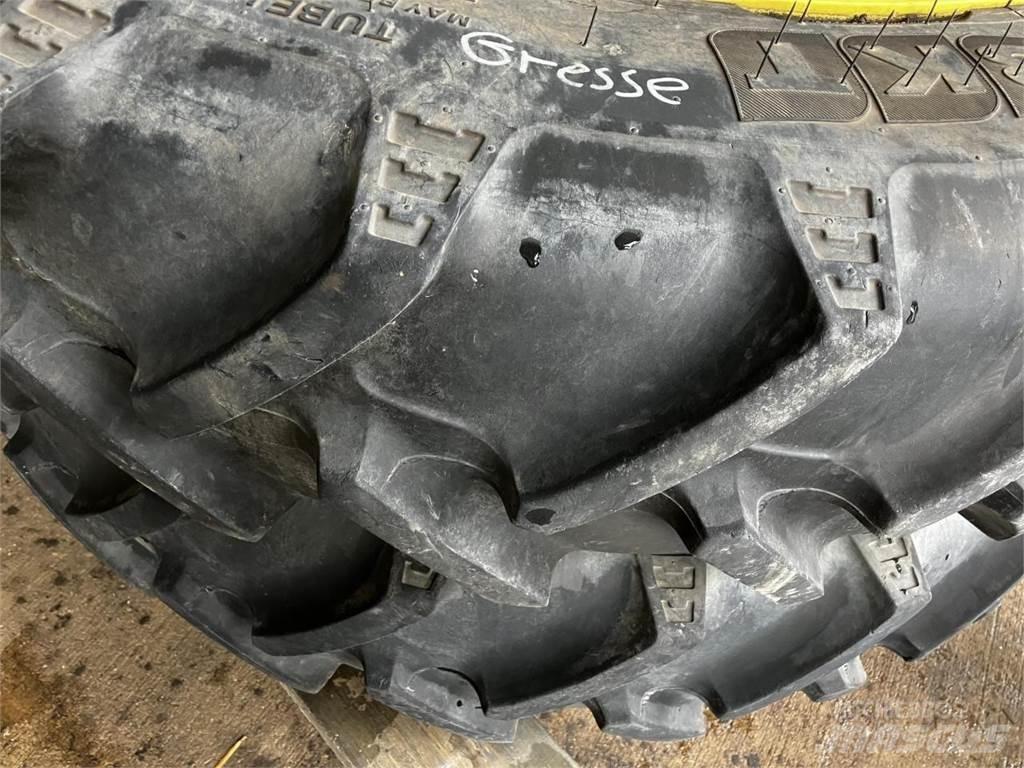 BKT 270/95R32 Padangos, ratai ir ratlankiai