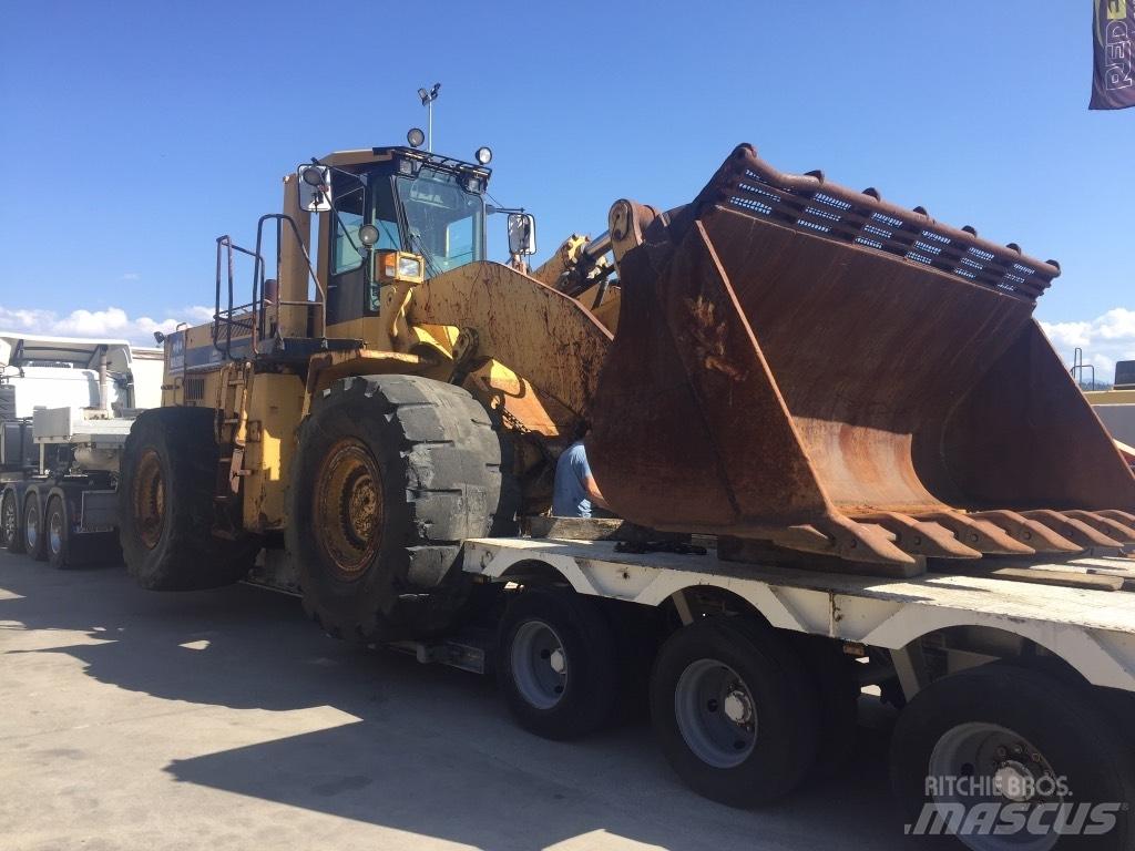 Komatsu WA600-1 Naudoti ratiniai krautuvai