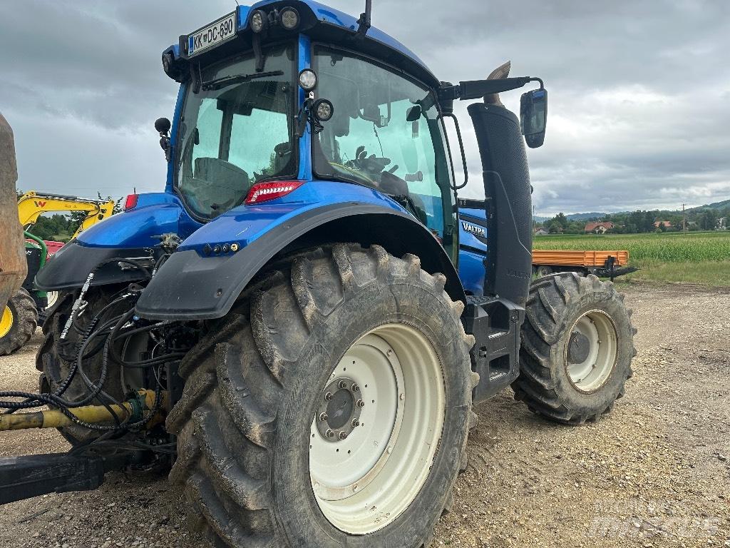 Valtra T 174 E Traktoriai