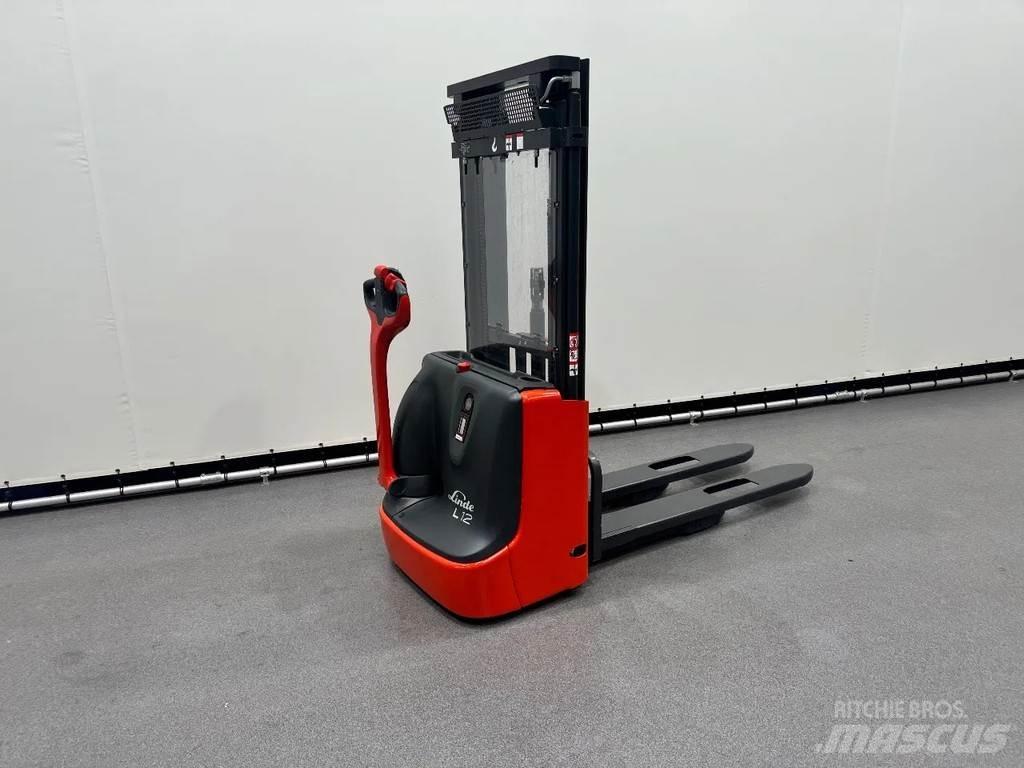 Linde L 12 Rankiniai vėžimėliai