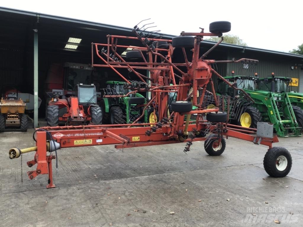 Kuhn GA 7301 Šieno grėbliai ir vartytuvai