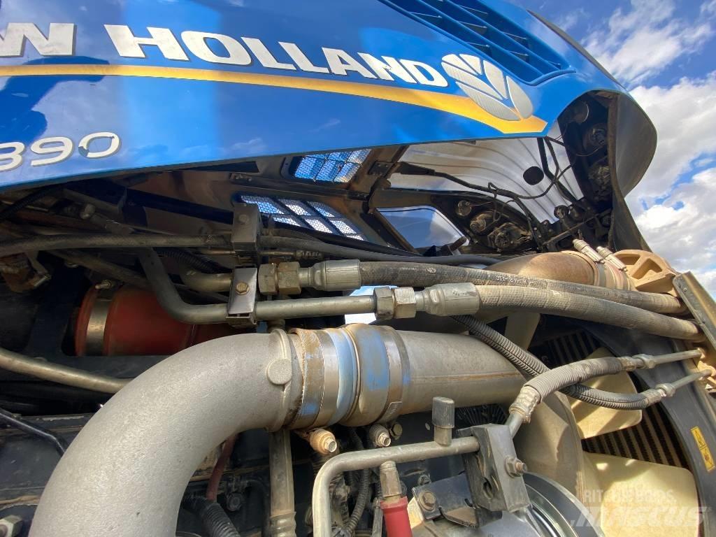 New Holland T 8.390 Traktoriai