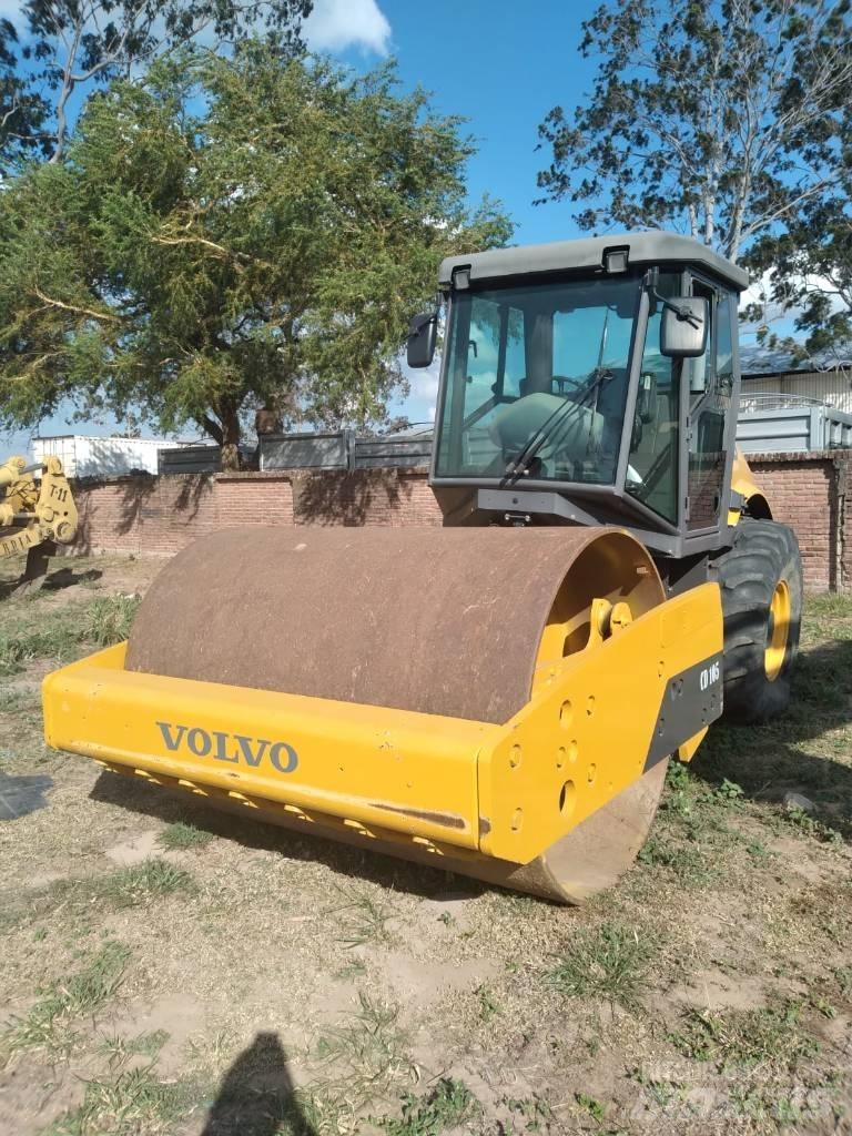 Volvo SD 105 Gruntiniai volai