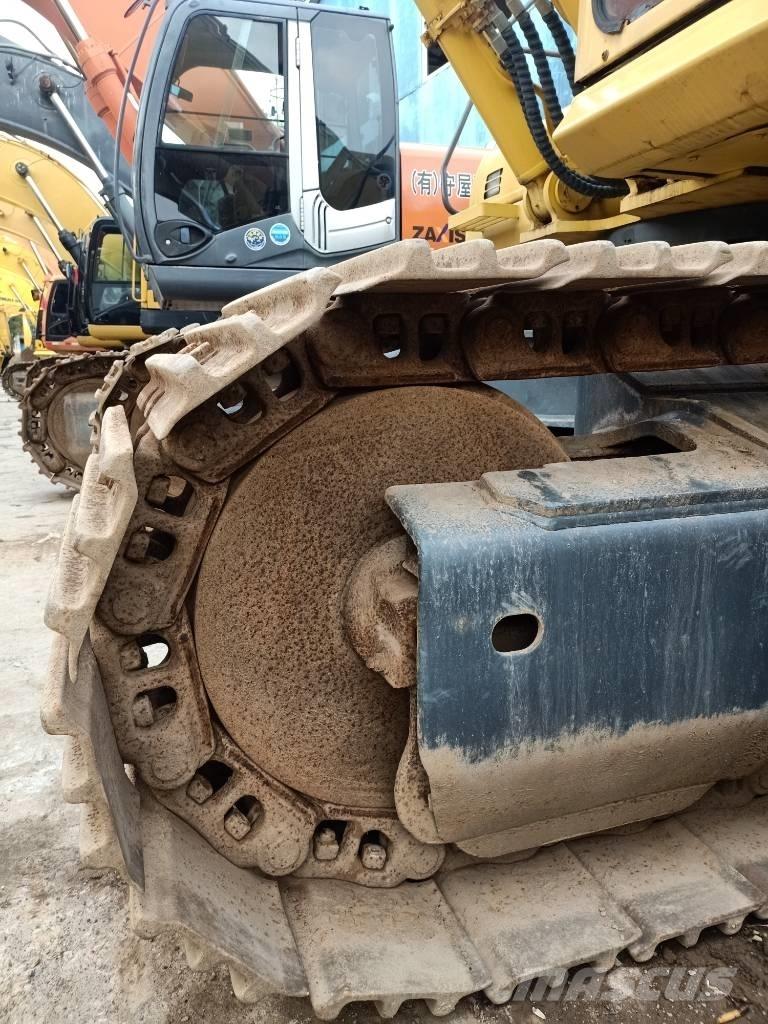 Komatsu PC400-7 Vikšriniai ekskavatoriai