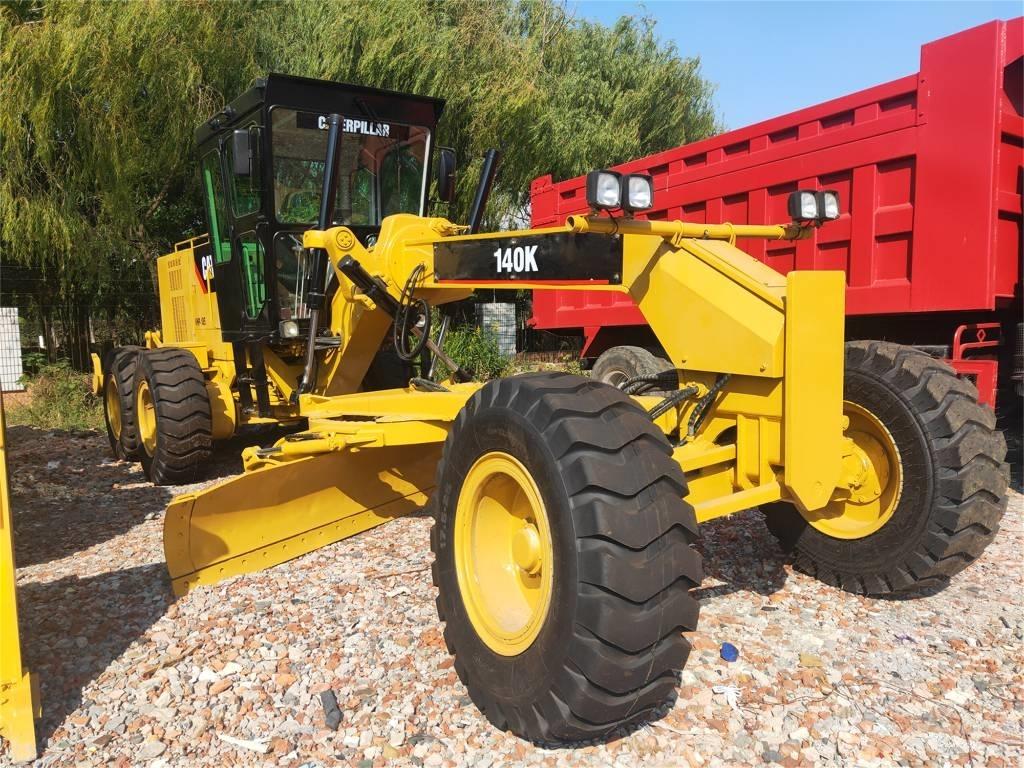 CAT 140 K Greideriai
