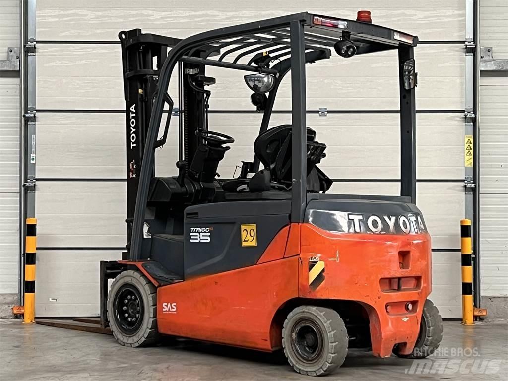 Toyota 8FBMT35 Elektriniai šakiniai krautuvai