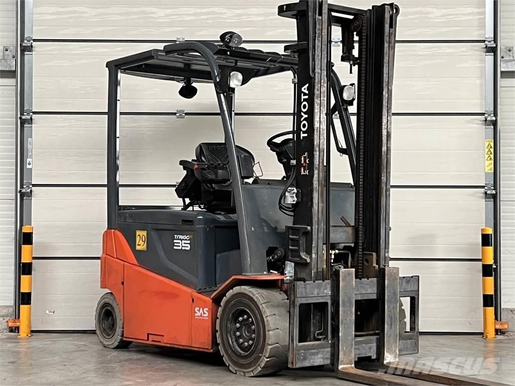 Toyota 8FBMT35 Elektriniai šakiniai krautuvai