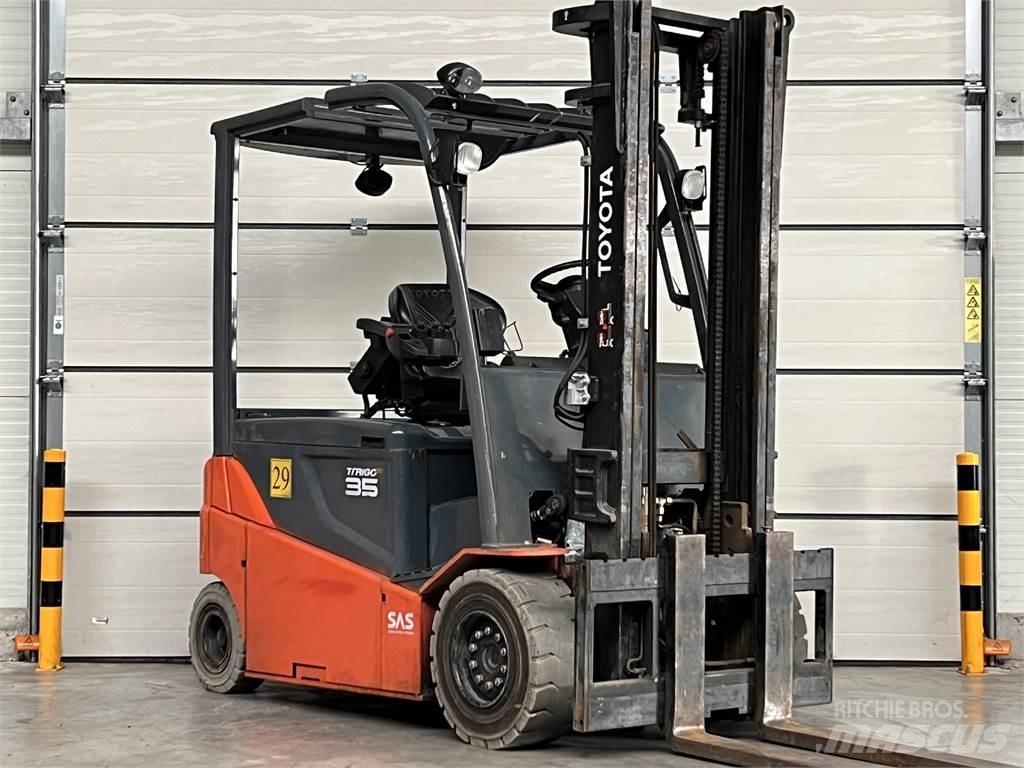 Toyota 8FBMT35 Elektriniai šakiniai krautuvai