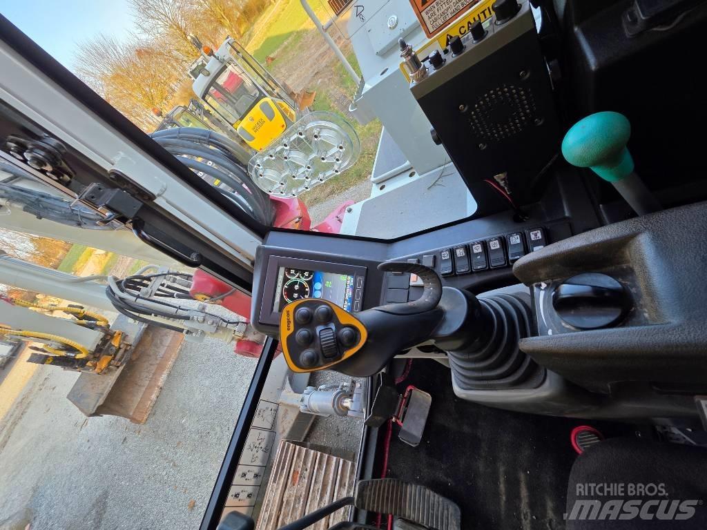 Takeuchi TB 2150 Vikšriniai ekskavatoriai