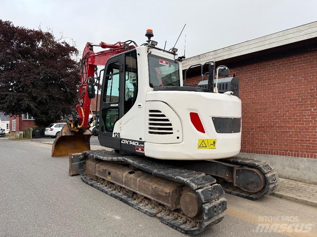 Doosan DX 140 LCR Vikšriniai ekskavatoriai
