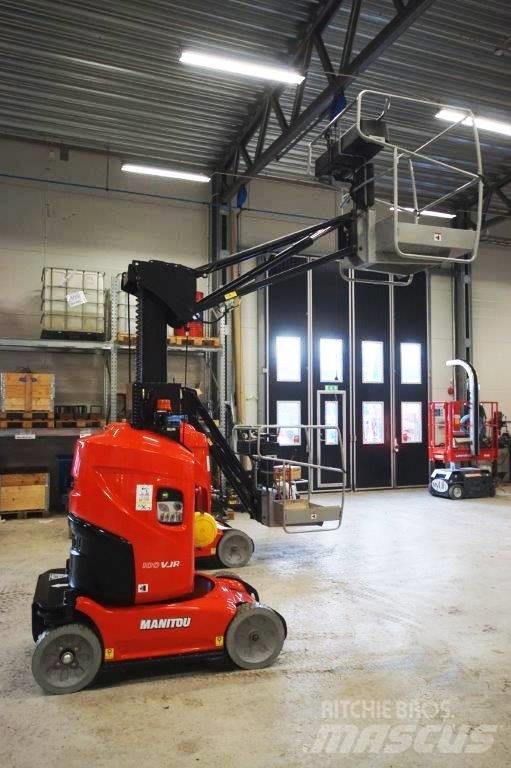 Manitou 100 VJR Vertikalūs stiebiniai keltuvai