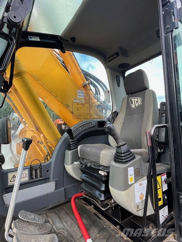 JCB JZ 235 LC Vikšriniai ekskavatoriai