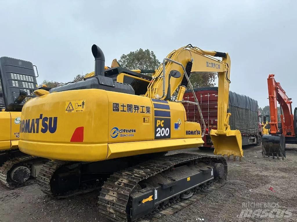 Komatsu PC 200-8 Vidutinės galios ekskavatoriai 7-12 t