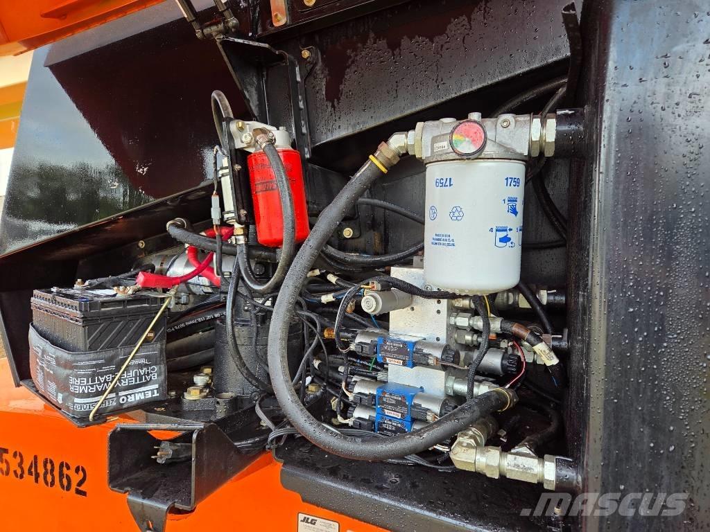 JLG 660 SJ Teleskopiniai keltuvai