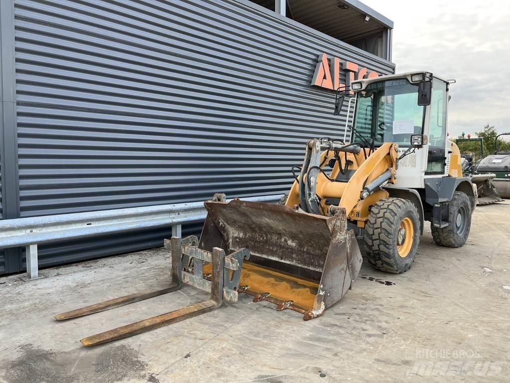 Liebherr L 506 Naudoti ratiniai krautuvai