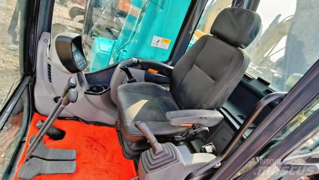 Kobelco SK 130 Vikšriniai ekskavatoriai