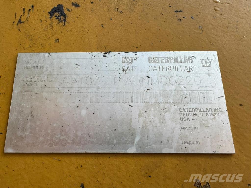 CAT 374FL Vikšriniai ekskavatoriai