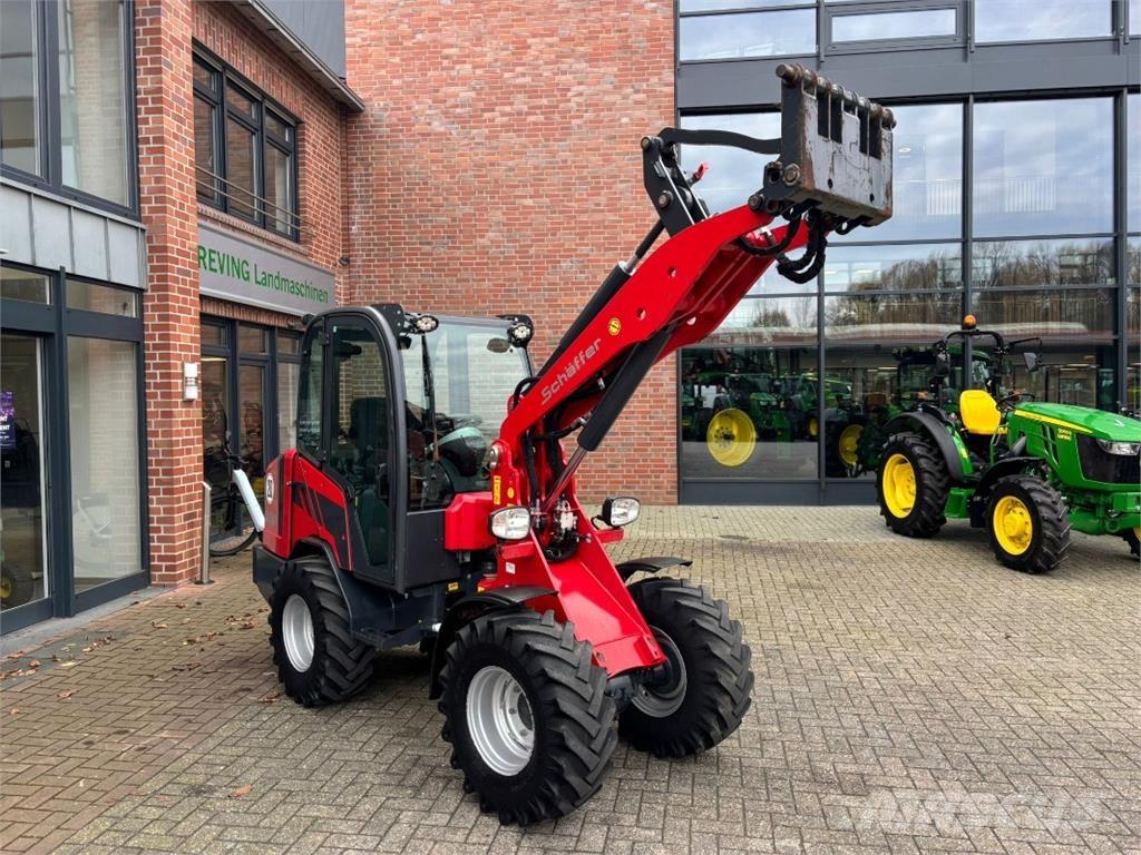 Schäffer 3650 Naudoti ratiniai krautuvai