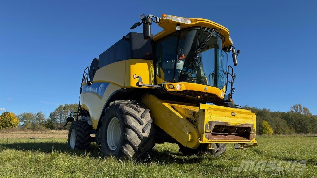 New Holland CX 8080 Derliaus nuėmimo kombainai