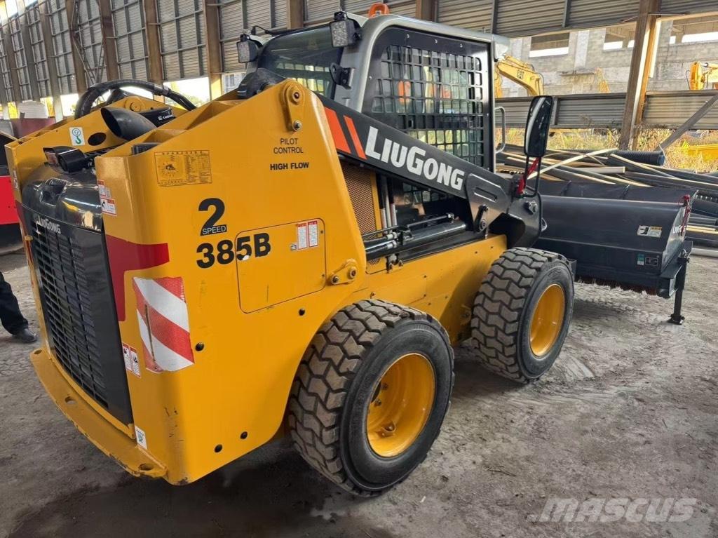 LiuGong 385 B Krautuvai su šoniniu pasukimu