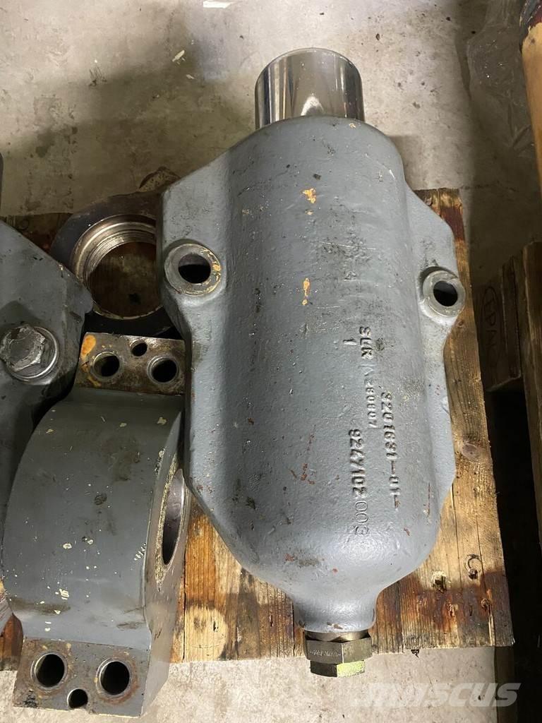 Liebherr A934C Hidraulikos įrenginiai