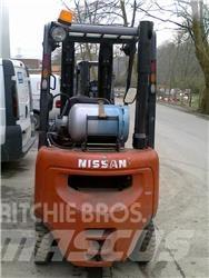 Nissan PD01A18PQ LPG (dujiniai) krautuvai
