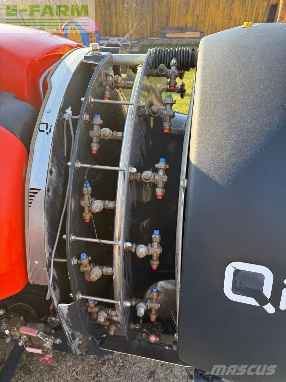 Kubota Qi 9.0 Prikabinami purkštuvai