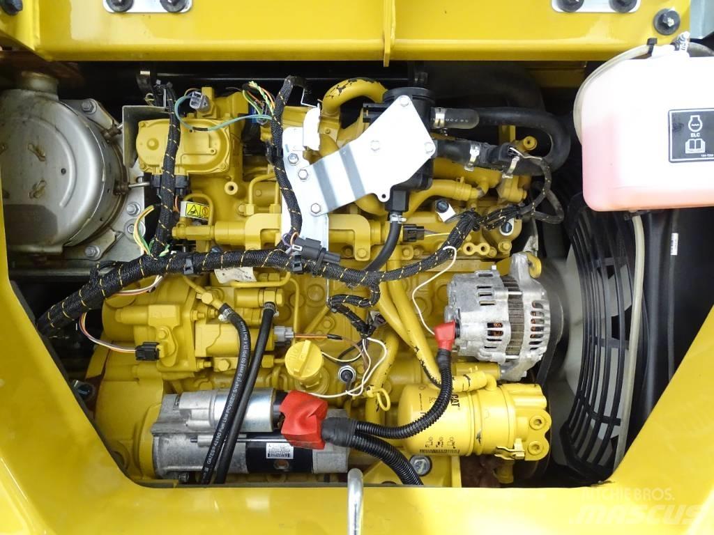 CAT 308 E 2 CR Vidutinės galios ekskavatoriai 7-12 t