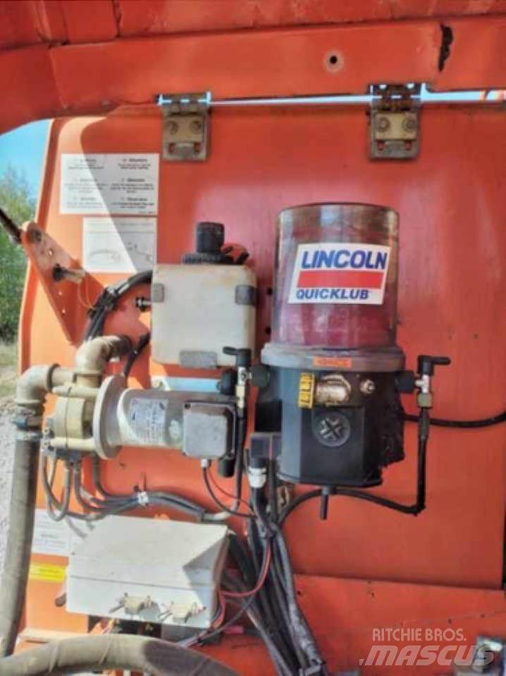 Terex TC240LC Vikšriniai ekskavatoriai