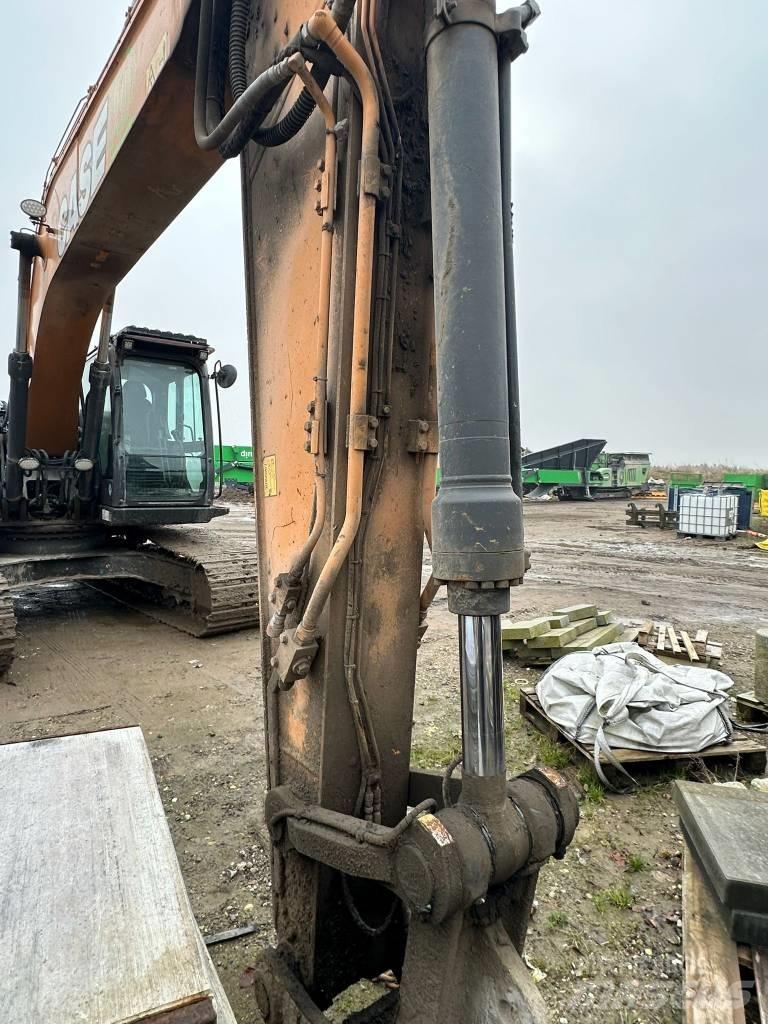 CASE CX 210 D Vikšriniai ekskavatoriai