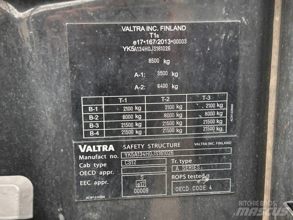Valtra A 134 Traktoriai