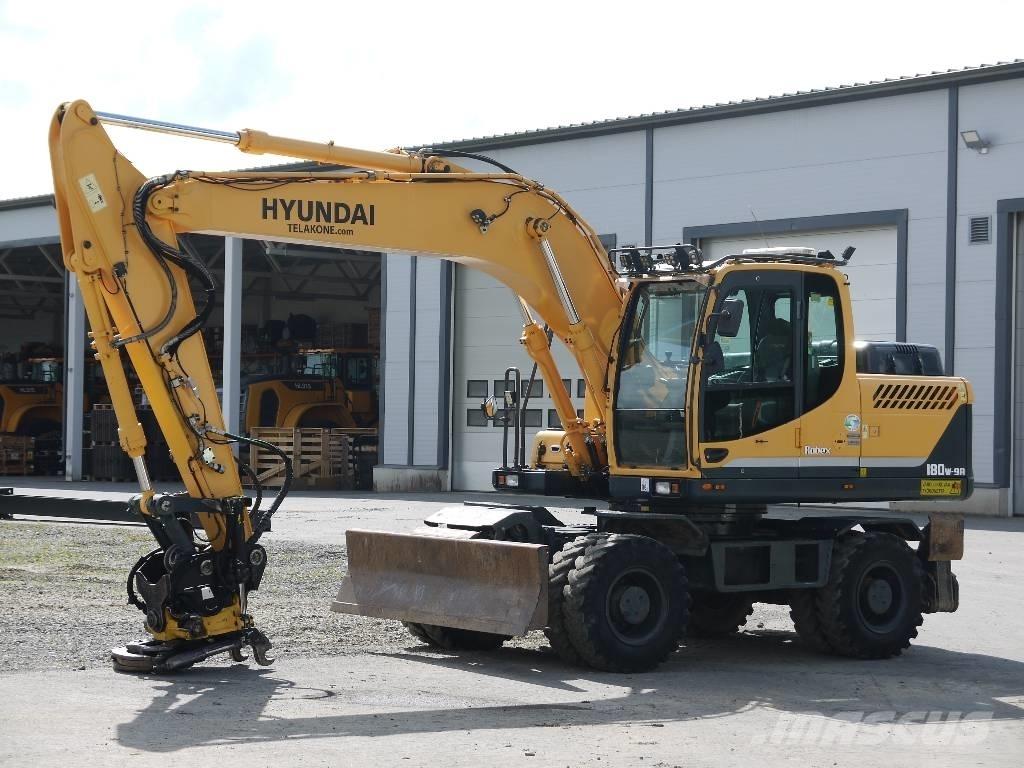 Hyundai R 180 W-9A Ratiniai ekskavatoriai