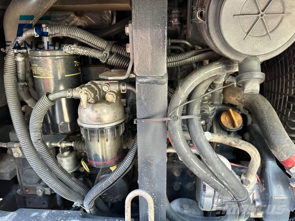Hitachi 50U Vikšriniai ekskavatoriai